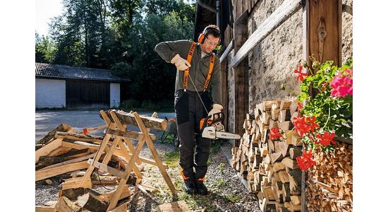 Hogyan indítsunk el egy STIHL motorfűrészt? 1. rész