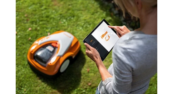 Tökéletes pázsit kerti munka nélkül? Lehetséges!